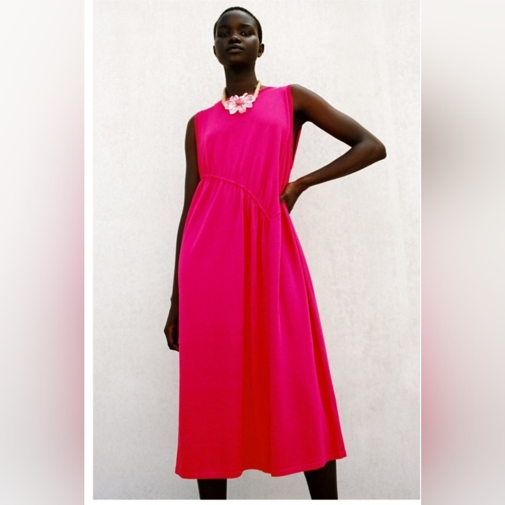 Zara fuchsia Ruched Knit Midi Dress Size M